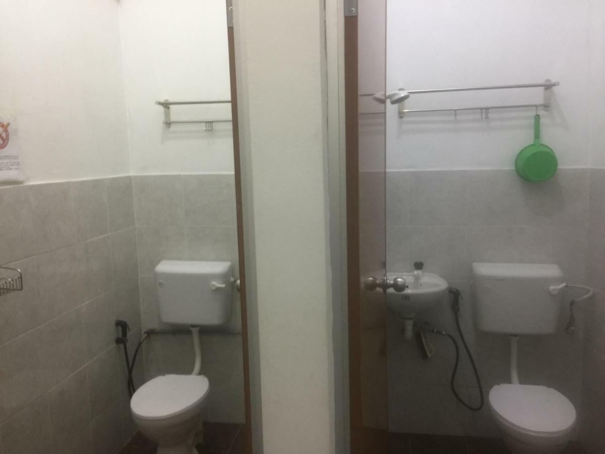 Jiaxin Hostel อูลูติรัม ภายนอก รูปภาพ